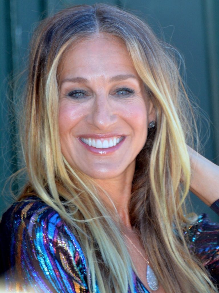 Sarah Jessica Parker Age Height Weight Body Measurements