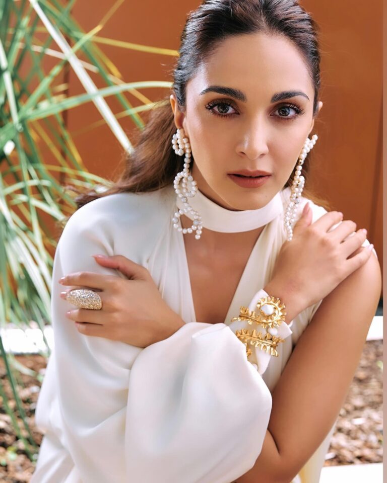 Kiara Advani A Rising Star in Bollywood with a Track Record of Hit and Flop Films