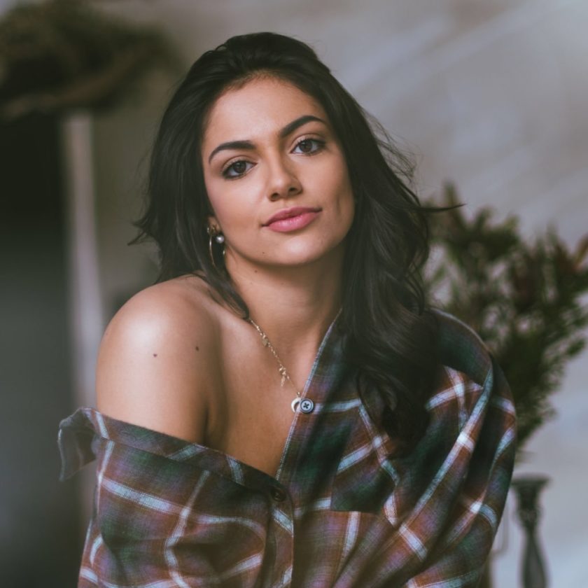 Bethany Mota Wiki Age Height Weight Boyfriend Net Worth Family Body Measurement and Hot Pictures