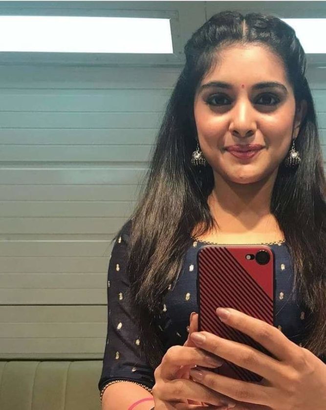 Cute Gorgeous Nivetha Thomas