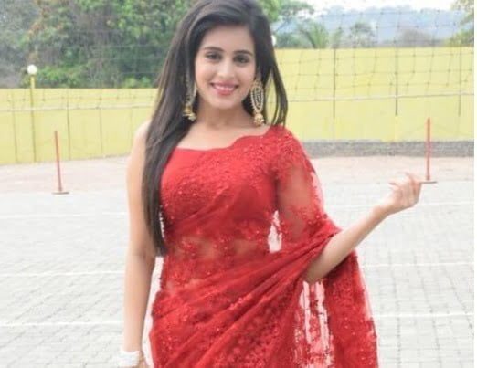 Rhea Sharma Wiki Age Height Wight Bio Family Boyfriend Body Measurement and Cute Hot Pictures