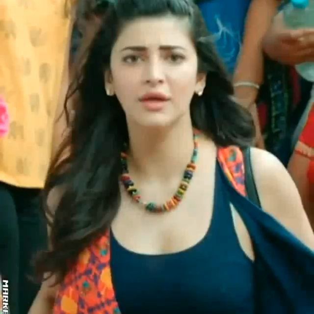 Shruti Haasan Age Height Weight Wiki Boyfriend Net Worth Body Measurement and Hot Pictures