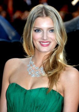 Read more about the article Lily Donaldson Wiki Age Height Weight Boyfriend Net Worth