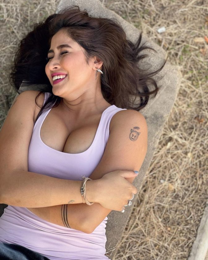 Sofia Ansari Hot Sexy Pictures