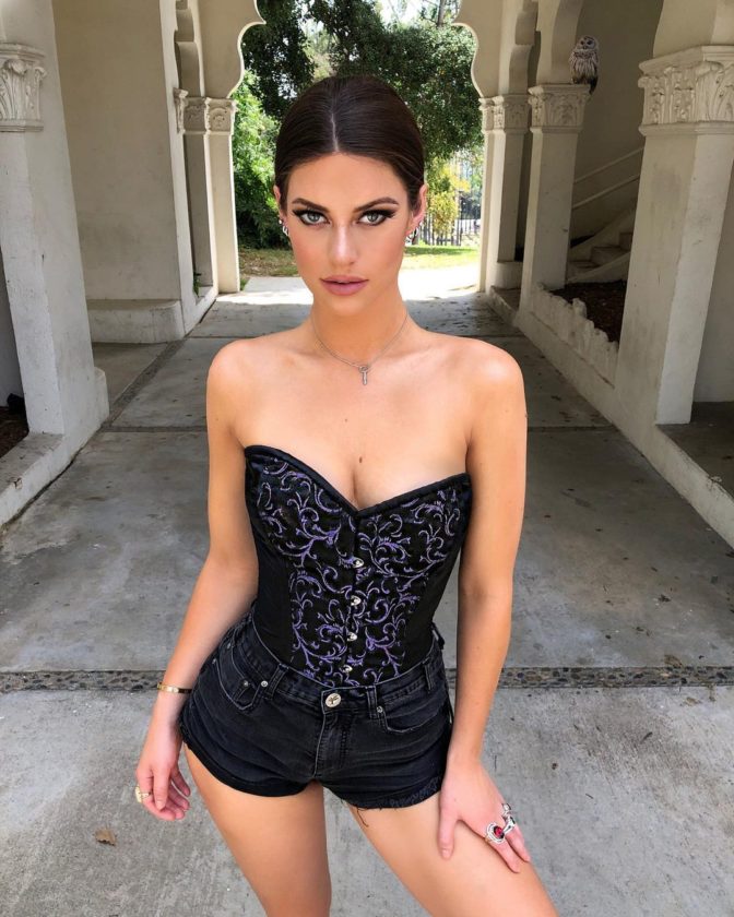Hannah Stocking Wiki Age Height Weight Net Worth 