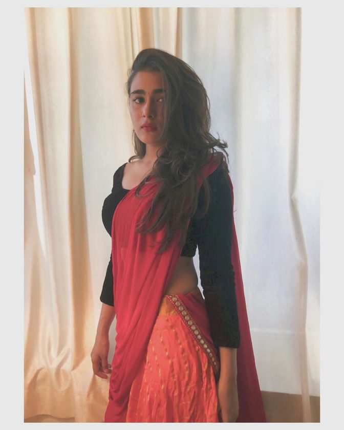 Shalini Pandey 11 Hot Gorgeous Pictures