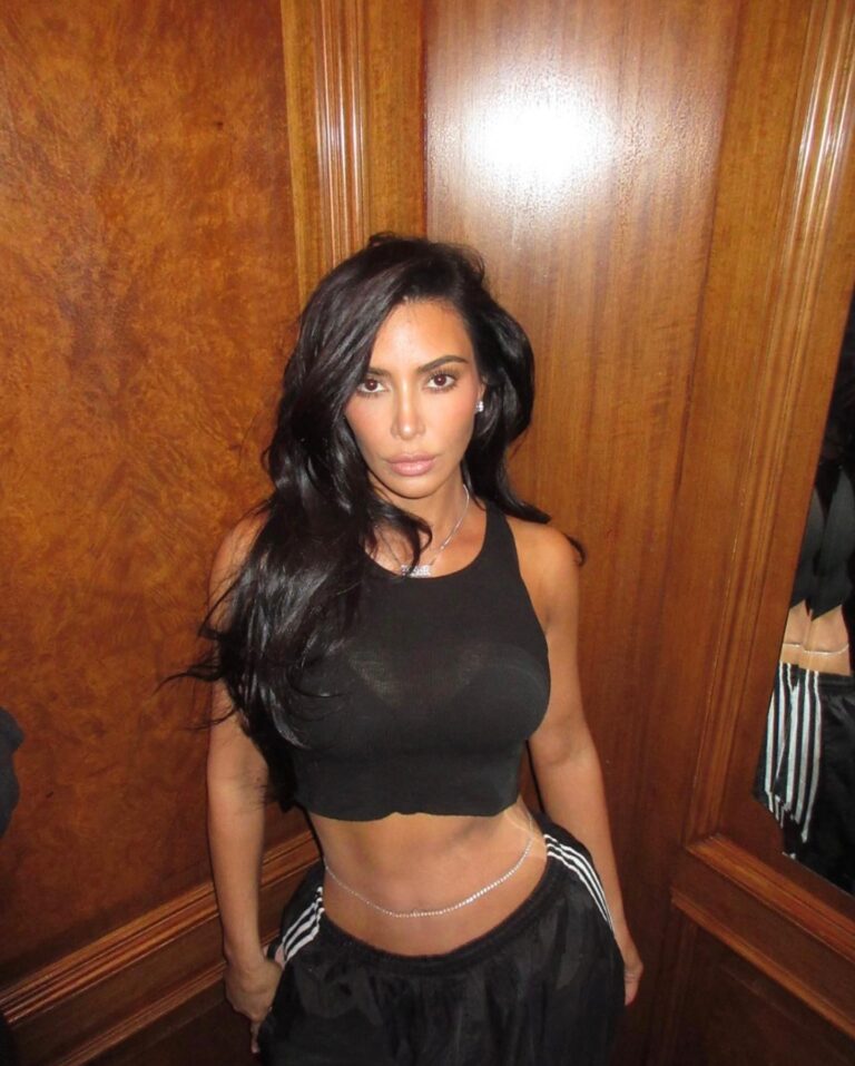 Kim Kardashian Age, Height, Weight, Net Worth, Body Measurements