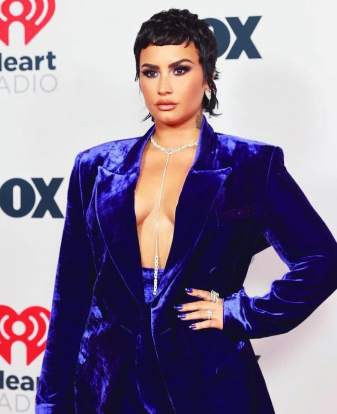 Demi Lovato Latest Hot Pictures