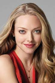 Amanda Seyfried Networth 2022 Wiki Age Height Weight Boyfriend