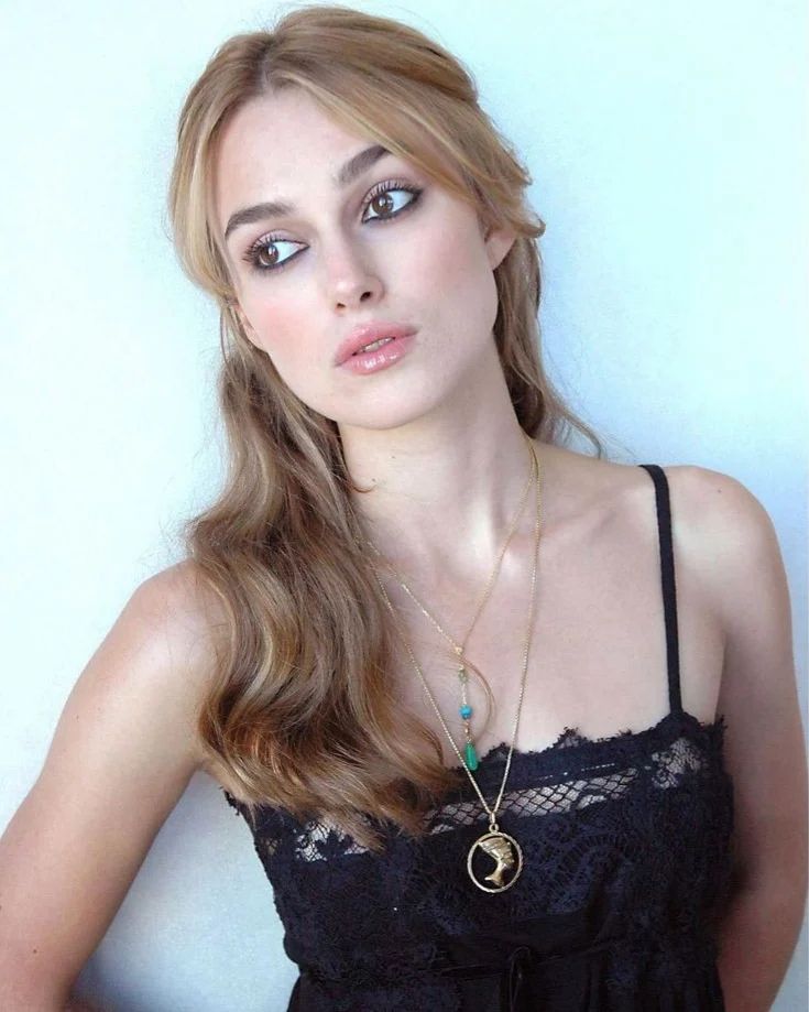 Keira Knightley Measurements, Age, Height, Weight, Net Worth