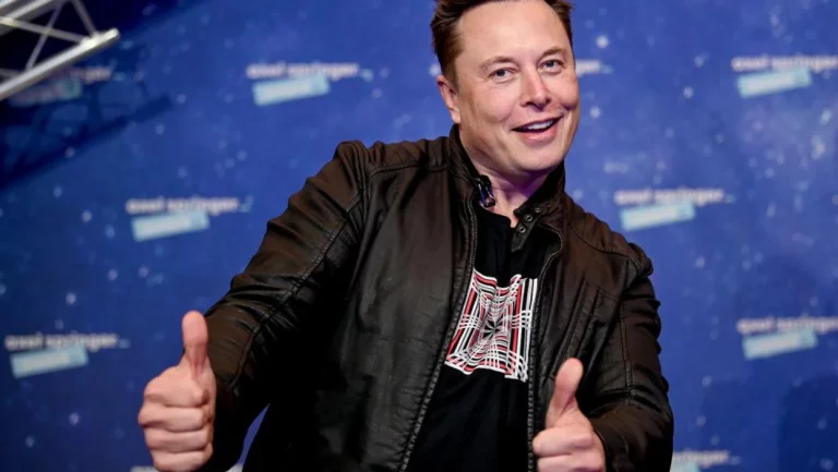 Elon Musk Buys 9.2 Percent Stake in Twitter, Sending Stock Soaring