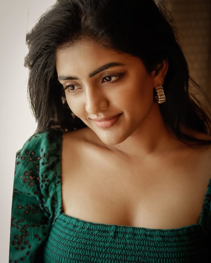 Eesha Rebba is all green and fans are loving it