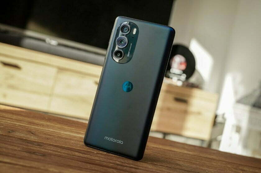 Motorola Edge 30 Pro Specs, Design, Camera and Price