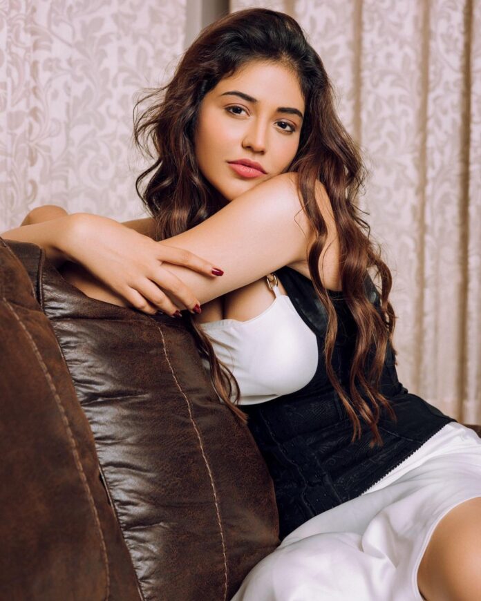 Priyanka Jawalkar Rising The Temperature With Her Latest Pictures