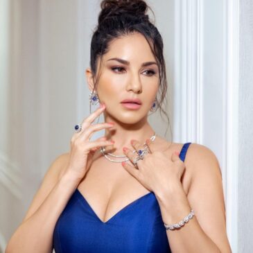 Sunny Leone Sizzling in Blue Outfit