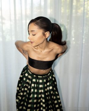 Ariana Grande Age, Height, Weight, Body Measurements