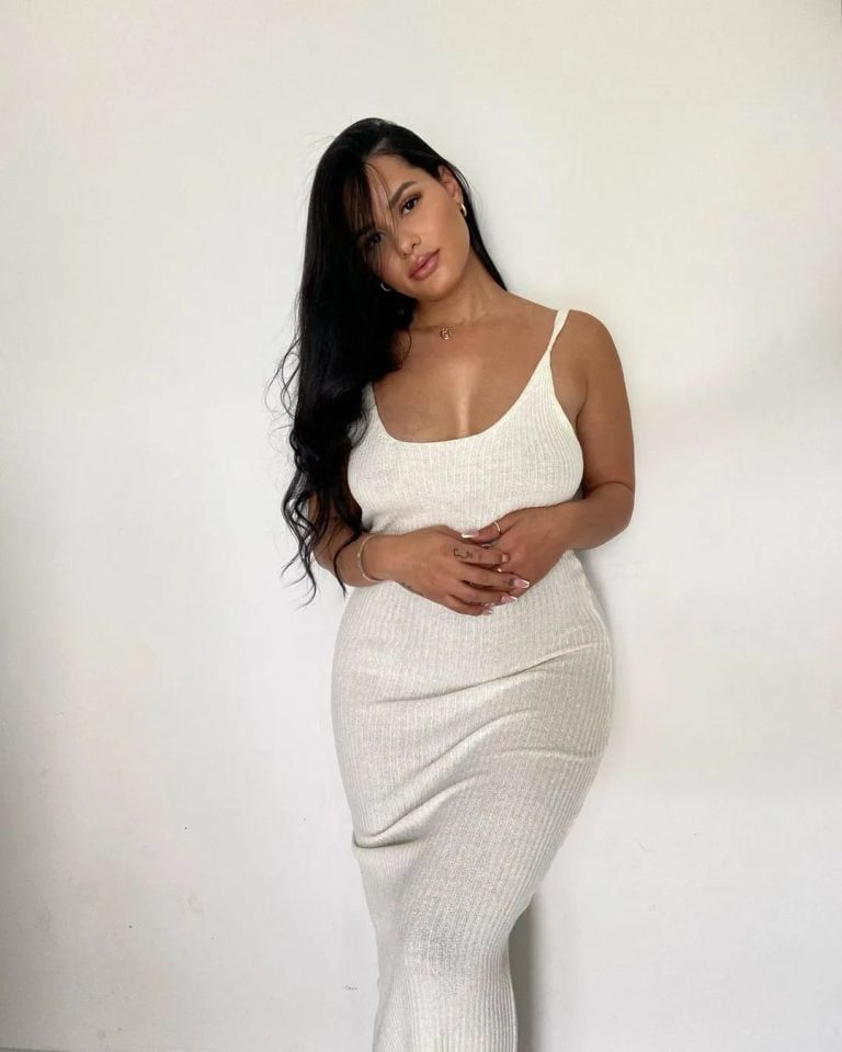 Katya Elise Henry Bio, Age, Height, Weight, Body Measurements, Bra Size. Bust Size. Waist Size, Hips Size, Net Worth Hot Fitness Model
