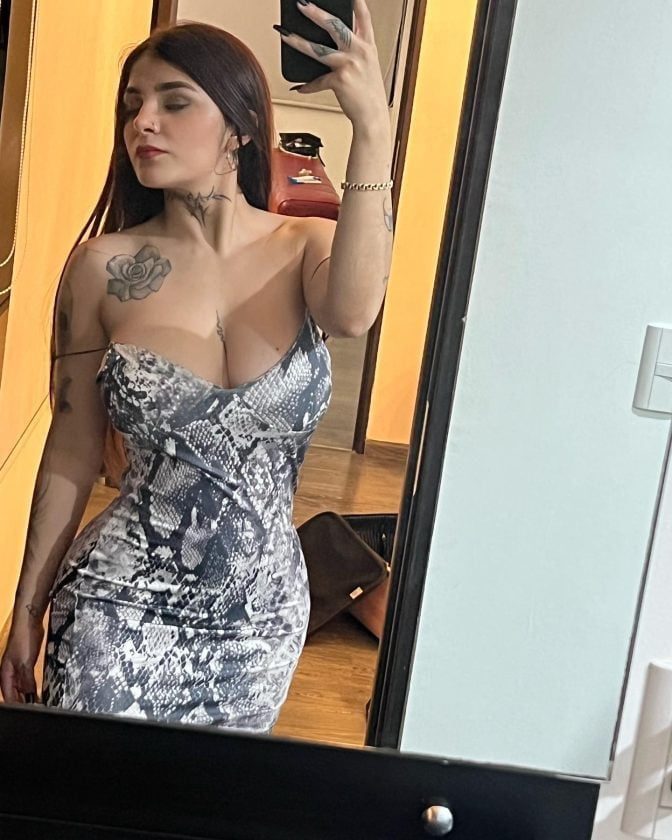 Know About Karely Ruiz Age Height Weight Body Stats Hot Instagram Tik Tok Onlyfans Model