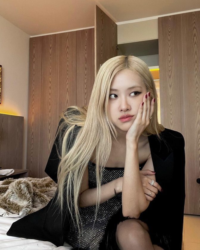 Blackpink Singer Rose Age Height Weight Body Stats