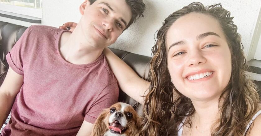 With Boyfriend Mary Mouser Age Height Weight Net Worth Body Measurements Family Husband Kids