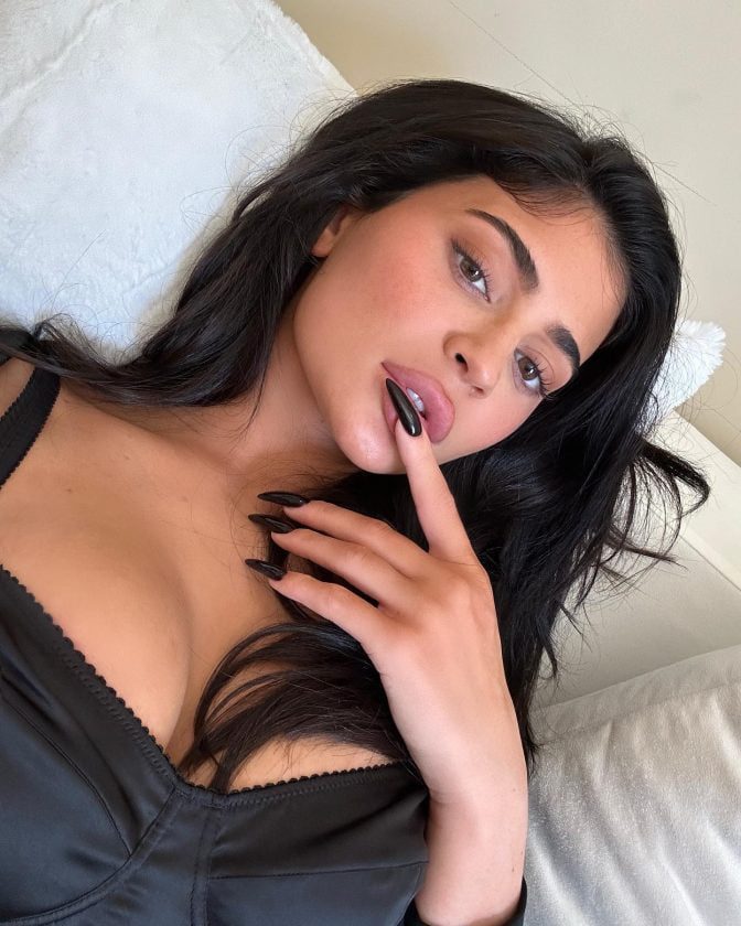 Kylie Jenner Sexy In Black