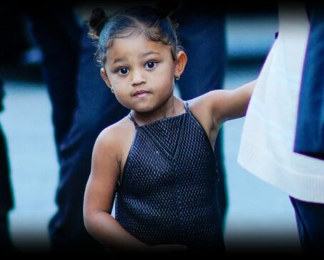 Read more about the article Know About Stormi Webster, Daughter Of Kylie Jenner