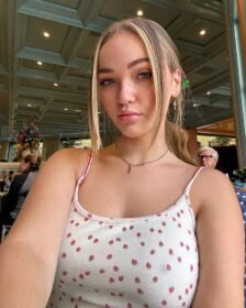 Tik Tok Star Alyssa McKay Age, Height, Weight, Measurements