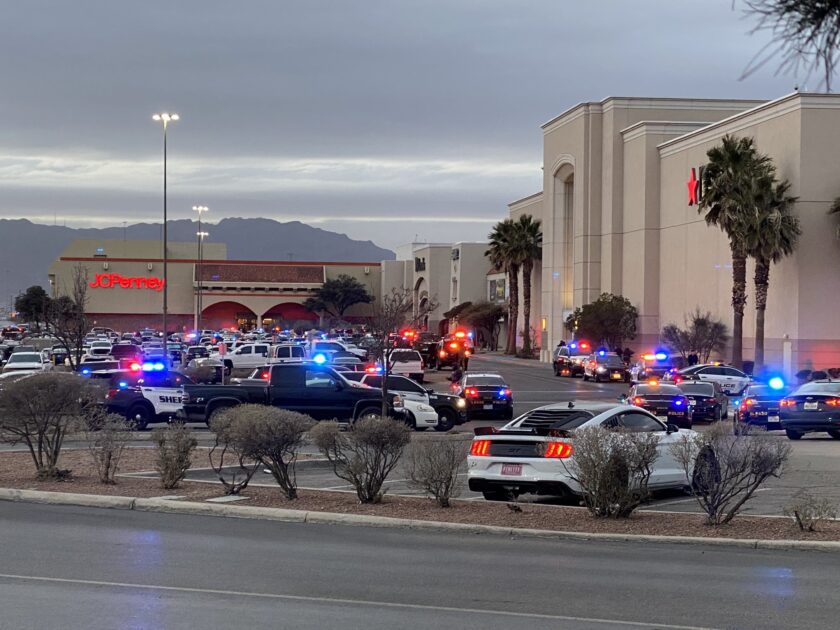Cielo Vista Mall Shooting, At least three victims are on the scene
