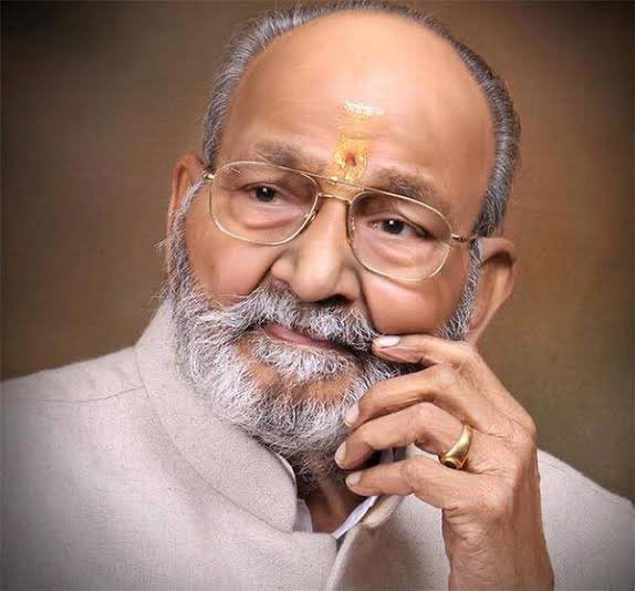 Veteran Director K Viswanath Passed Away Yesterday
