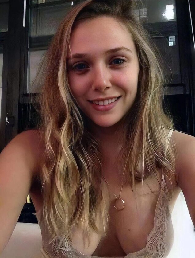 Elizabeth Olsen Hot