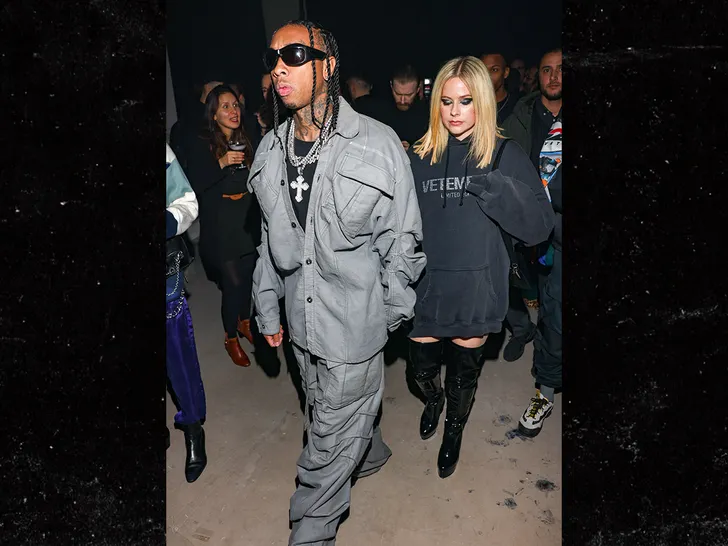 Avril Lavigne Locks Lips with Tyga in Paris