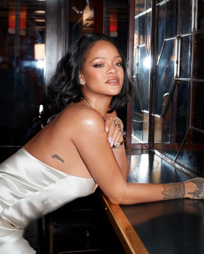 Know About Rihanna Age, Height, Weight, Net Worth