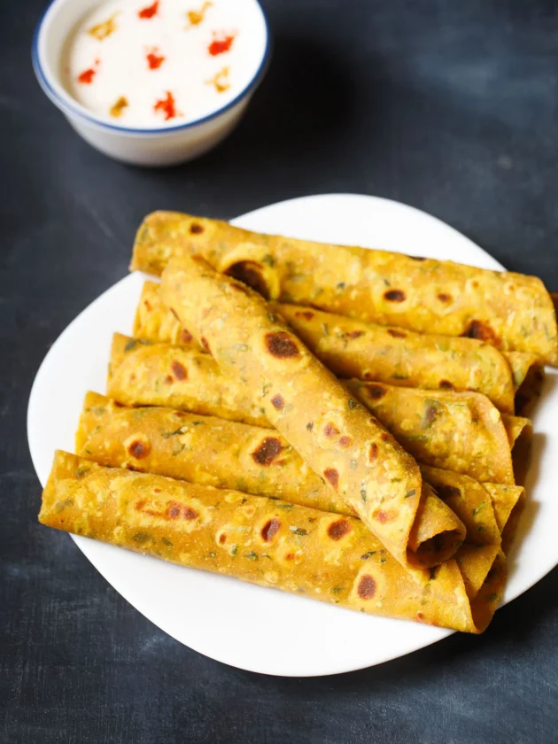 Thepla 15 Delicious Dishes Of Gujrat, India