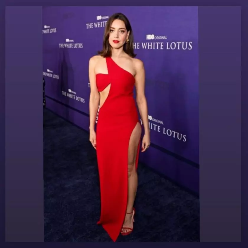 Aubrey Plaza Hot Sexy in red