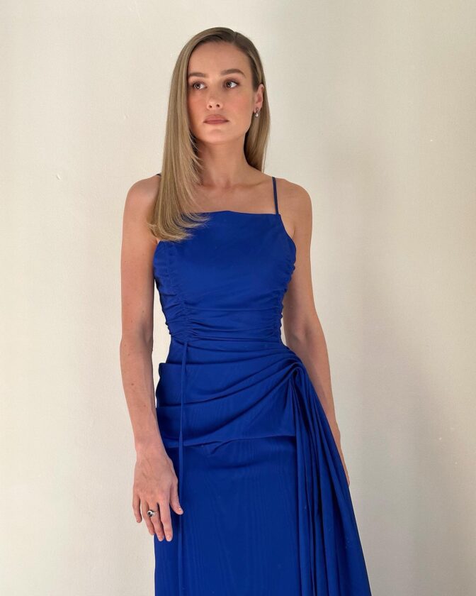 Brie Larson Royal look in Blue