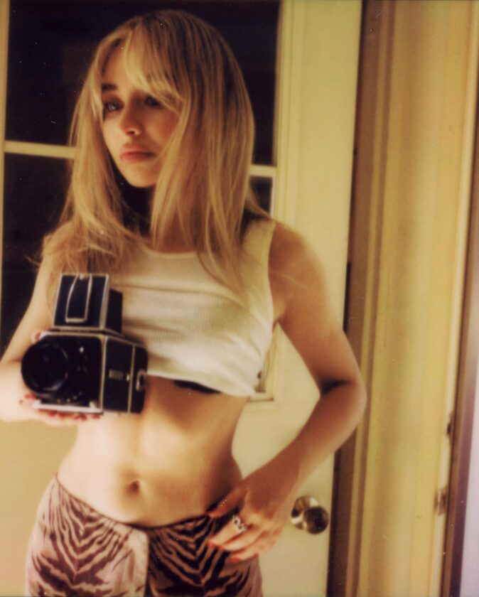 Sabrina Carpenter Hot selfie