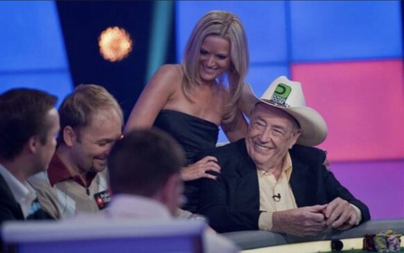 Doyle Brunson, a legendary professional poker player passed away at the age of 89.
