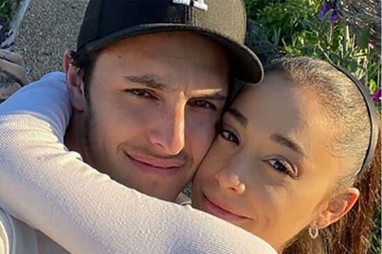 Read more about the article Ariana Grande Agrees to $1 Million Settlement in Divorce with Dalton Gomez