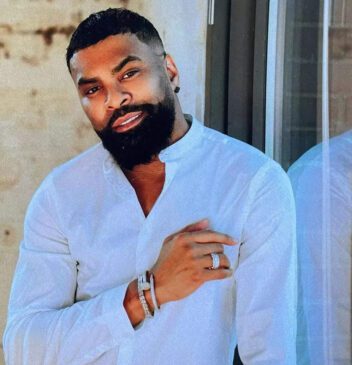 Read more about the article Ginuwine had a fall and the video went viral