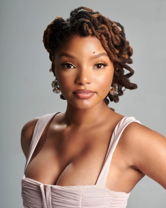 Hot Halle Bailey The Little Mermaid