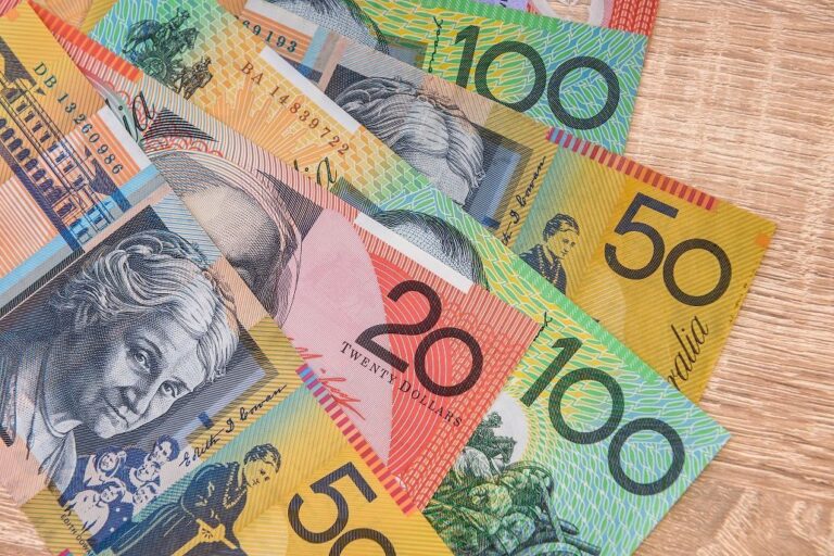 Australia's Largest Bank Implements Restrictions on Transfers to Crypto Exchanges