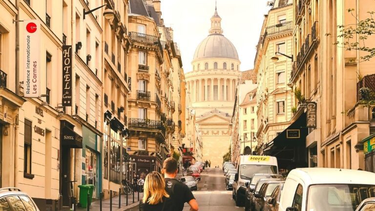 Exploring the Enchanting Latin Quarter Paris: Landmarks, Cuisine, and Hotels
