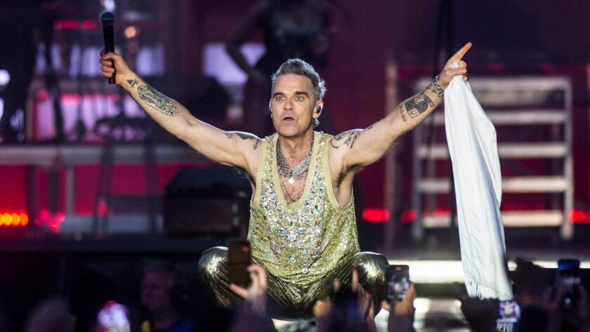 Overwhelmed and Fatigued: Robbie Williams Abruptly Halts Concert