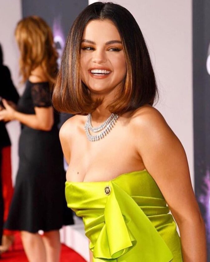 Selena Gomez Hot Sexy in Green