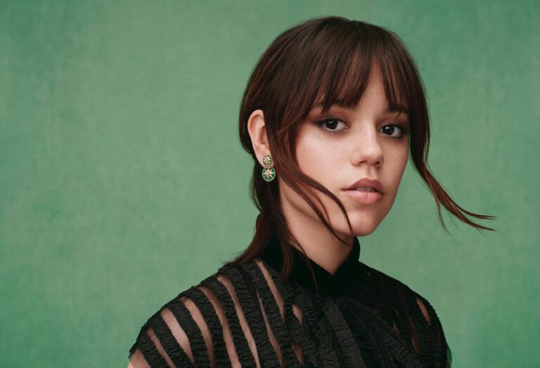 Jenna Ortega Age: A Glimpse into the Life of the Young Actress