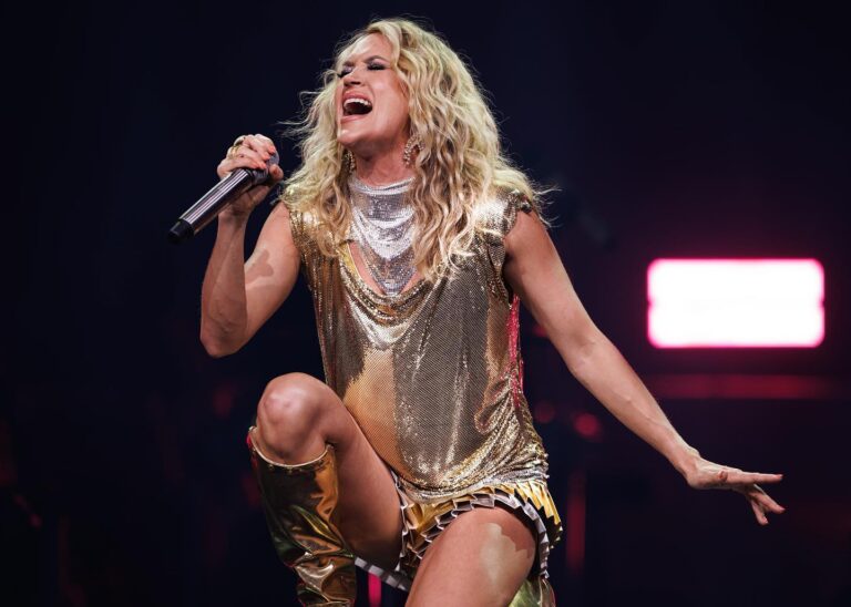 Carrie Underwood Bra Size and Body Measurements, Bust Size, Waist Size, Hips Size