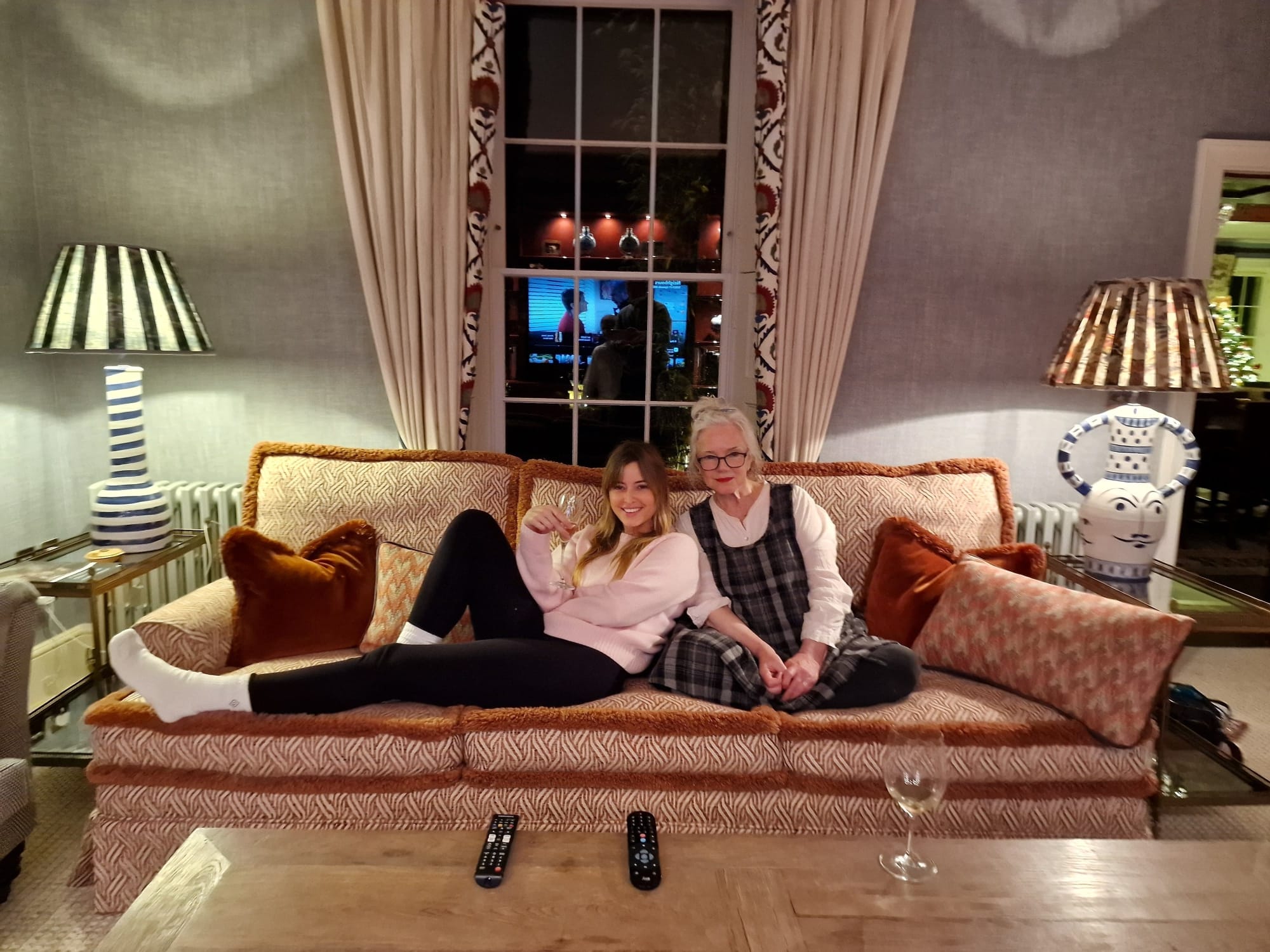 Former Neighbours Star Holly Valance Surprises Fans with Reunion with On-Screen Mother