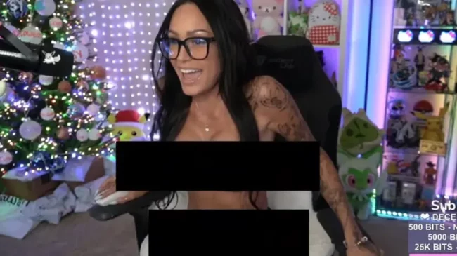 Twitch streamers are testing Artistic Nudity with Censor Bars