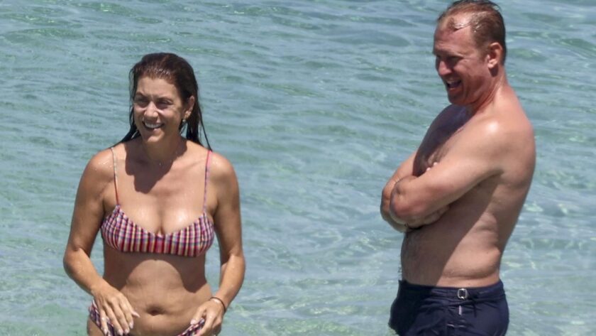Kate Walsh spotted with fiance soaking up in bikini