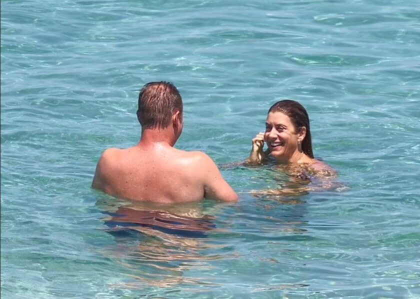 Kate Walsh spotted with fiance soaking up in bikini